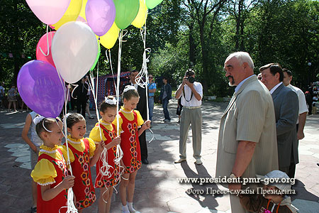 Президент и дети Приднестровья